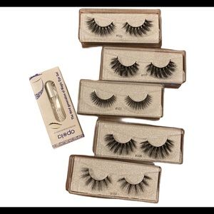 Mink Eyelashes + Eyelash Glue